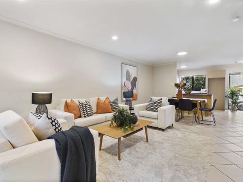 22/55 Verbena Road, Birkdale