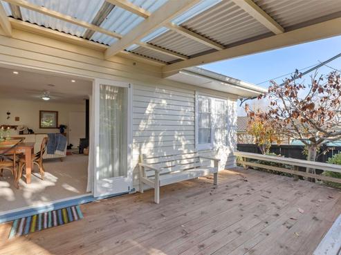 65 Awaroa Road, Helensville
