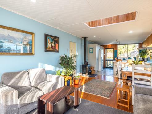 26 Hamilton Road, Surfdale