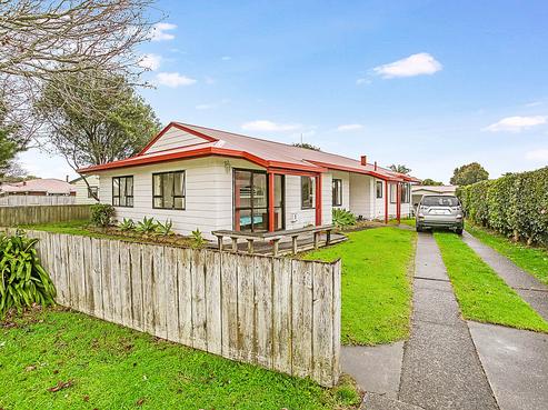 102 Sandspit Road, Waiuku