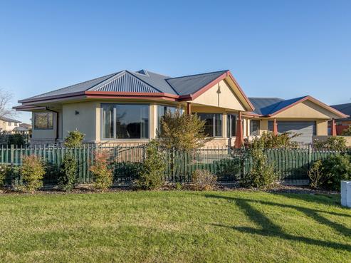 18 Marguerite Place, Aidanfield