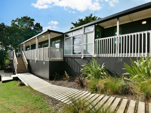 2A Roberta Crescent, Orewa