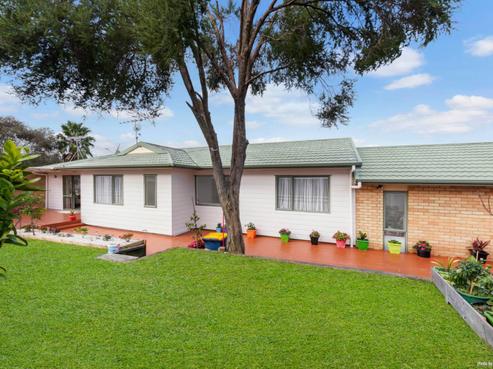 35 Broadfield Street, Massey