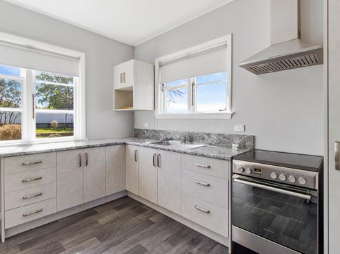 77 Andrew Street, Marchwiel