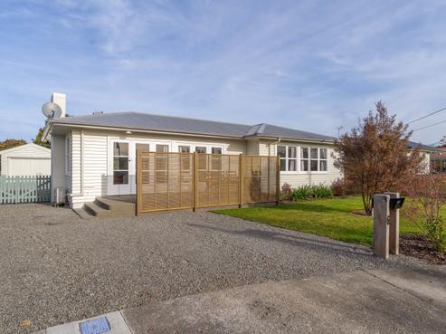 6 Jellicoe Place, Solway