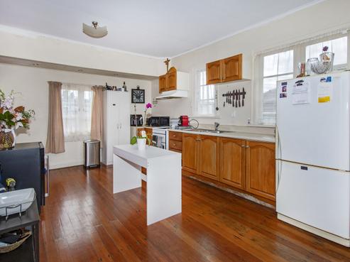 26A View Road, Hikurangi