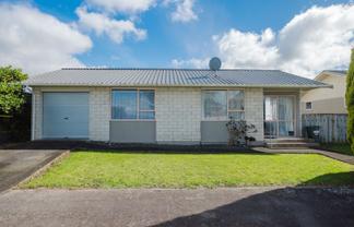 14 McCallum Street, Dannevirke