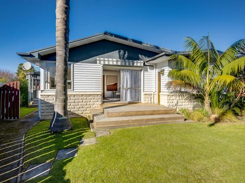 8 Brown Street, Taradale
