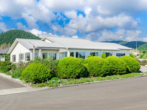 27 Jade Lane, Paraparaumu
