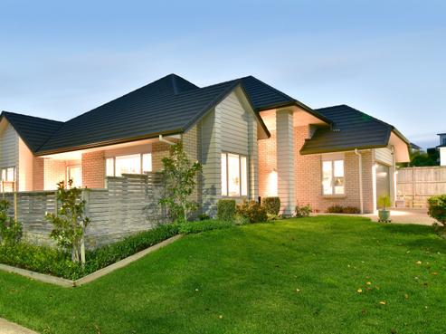 5 Sibling Court, Silverdale