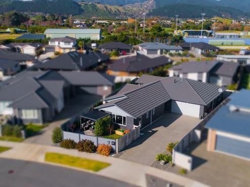 9 Bridford Way, Paraparaumu