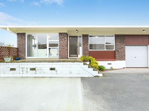 2/69 Hepburn Road, Glendene