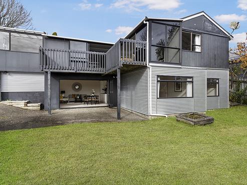 1/614 Beach Road, Browns Bay