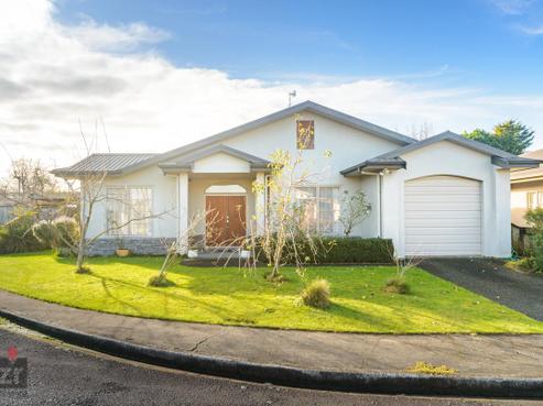 6 Victoria Court, Feilding