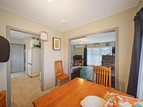 80 Hills Road, Otara