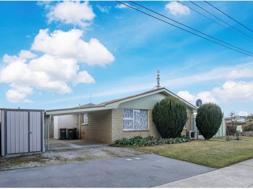 8A Brandon Street, Alexandra