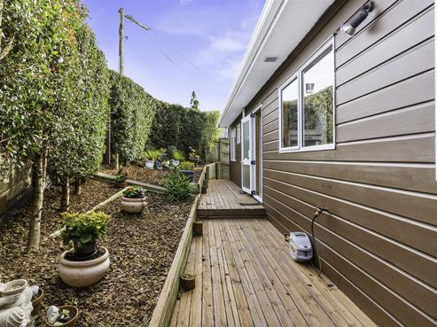 1/633 Glenfield Road, Totara Vale