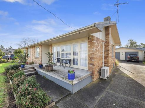 101 Bruce Avenue, Glenview