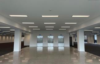 Stunning fitout, stunning views