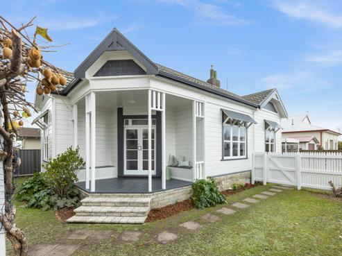107 Grays Road, Saint Leonards