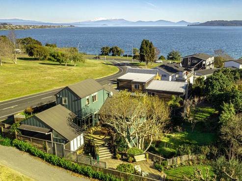 10 Taharepa Road, Hilltop