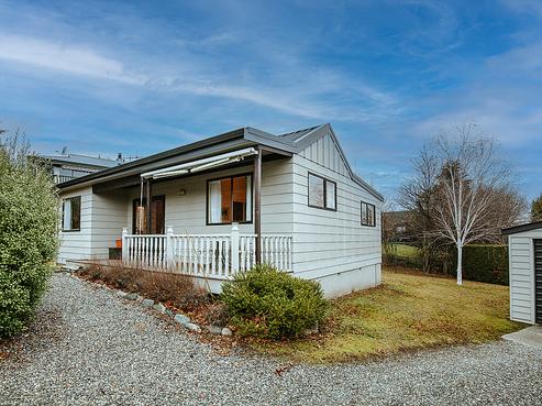 4 Aeolus Place, Wanaka