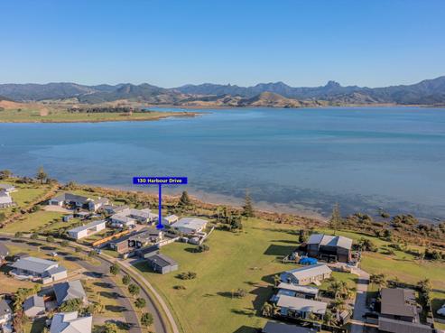 130 Harbour Drive, Matarangi