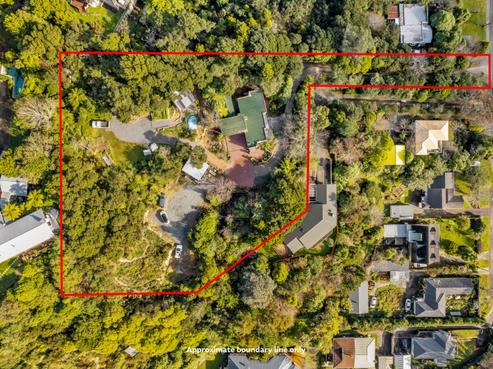 84 Heretaunga Square, Silverstream