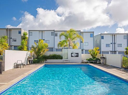 16/7 Kelvin Hart Drive, East Tamaki