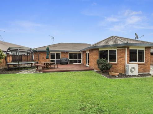10 Westminster Place, Rototuna North