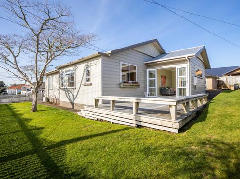 5 Torbay Street, Brooklands