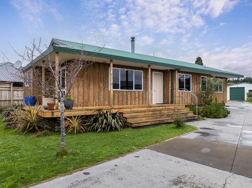 16 Smith Street, Lepperton