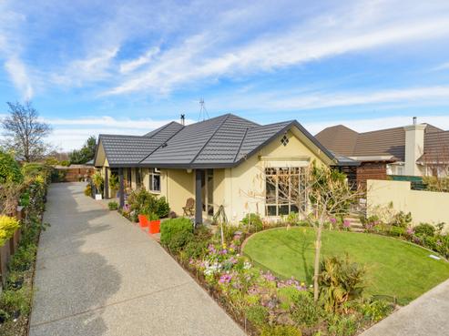 15 Washington Parade, Milson