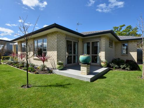 7C Garrison Street, Carterton