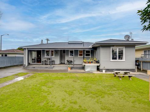 3 Oldham Avenue, Onekawa