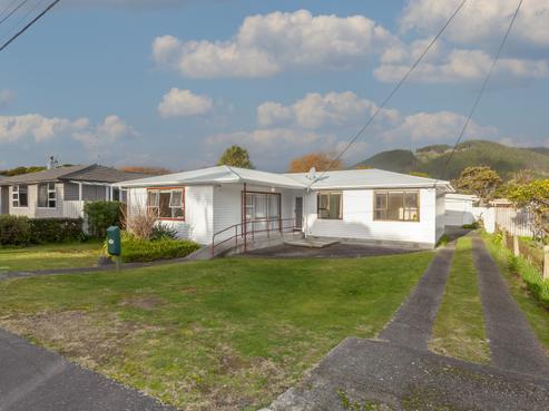 156 Tilley Road, Paekakariki