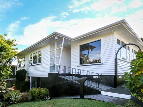 35 Northgate, Strandon