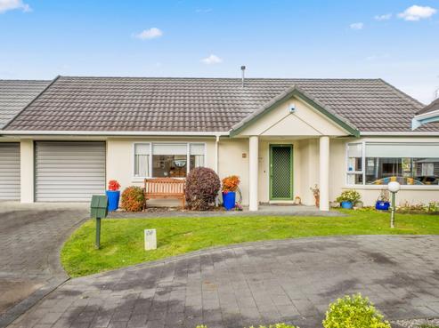 2 Millwood Place, Silverstream