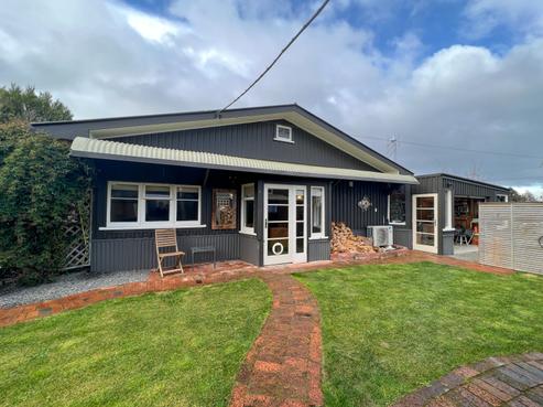 64 Victoria Street, Carterton