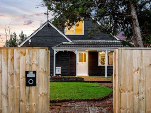 1/17 Walter Strevens Drive, Conifer Grove
