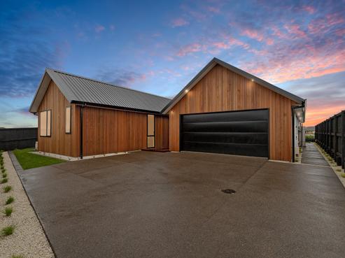 26 Purser Crescent, Flagstaff