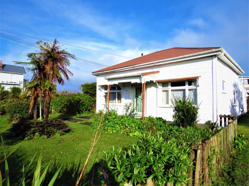 38 Queen Street, Westport