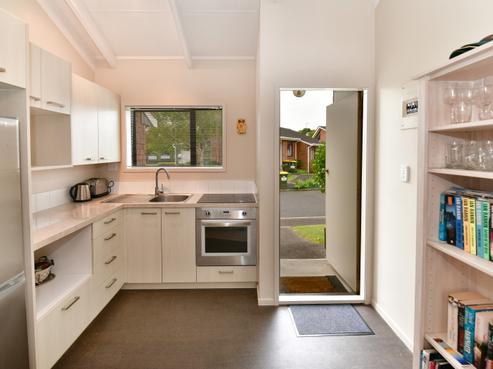 11 Tui Lane, Orewa