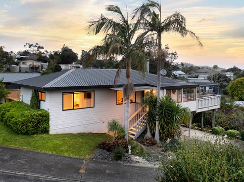 77B Vipond Road, Stanmore Bay