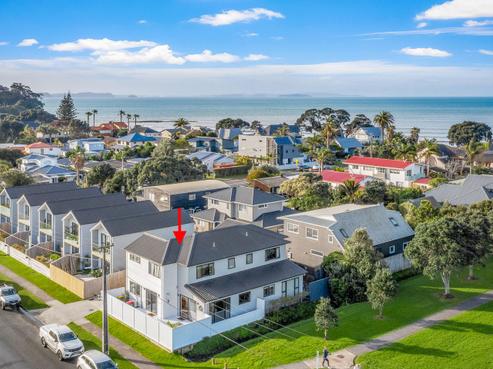 2 William Bayes Place, Red Beach