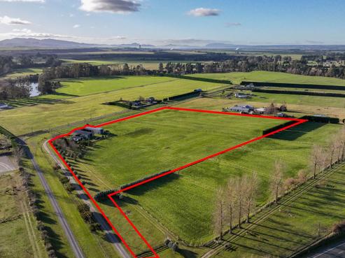 1681 Broadlands Road, Broadlands Forest