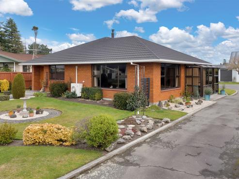 2 Matai Place, Oxford
