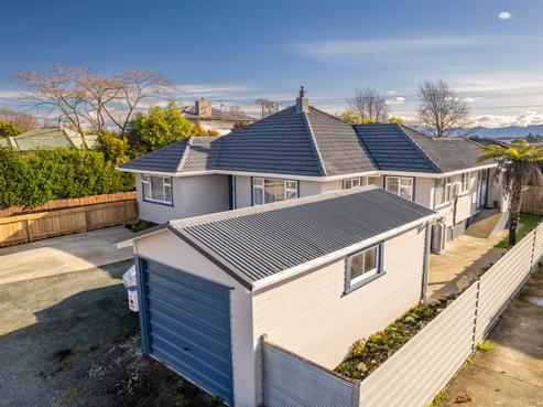 16 Bledisloe Avenue, Stoke