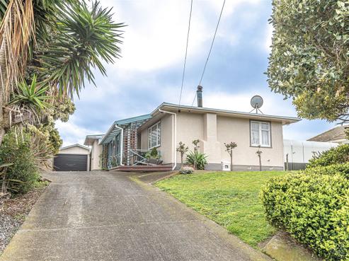 87 Manuka Street, Castlecliff