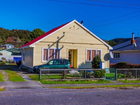 57 Inverness Street, Dunollie